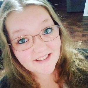 Meet your Posher, Connie